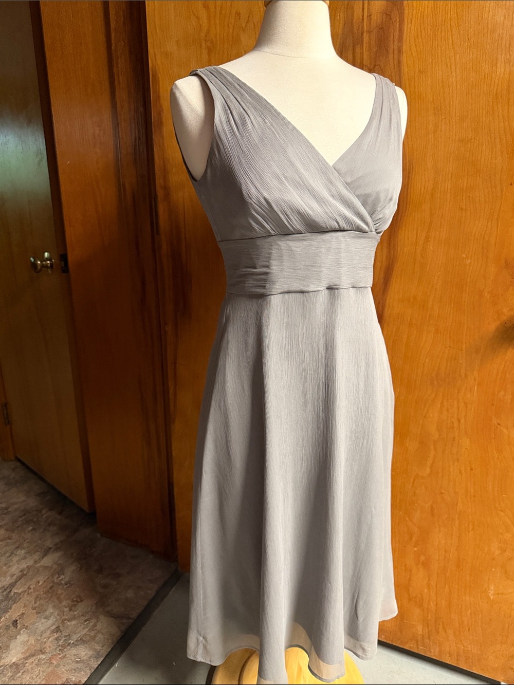 J. CREW Silk Sleeveless V-Neck Light Gray Midi Dress